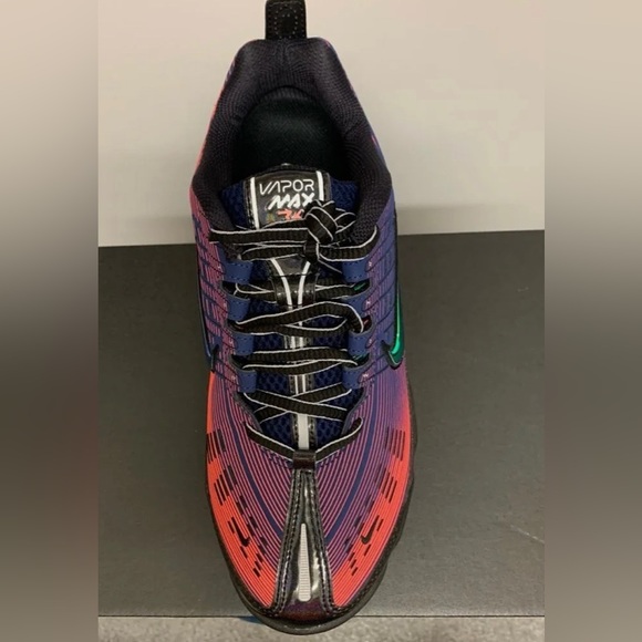 NikeVaporMax360. W size 6.5. Multi color, iridescent great condition shoes. π©· - Picture 16 of 16